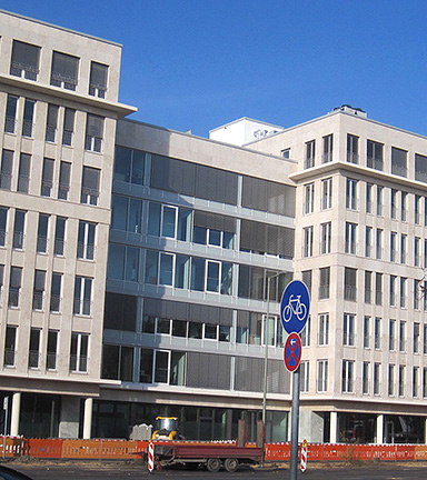 Geschäftshaus der Dibag Industriebau AG am Lützowplatz, ehemalige Grundstücke der Ungersbauten in Tiergarten . Plattformpreis 2022