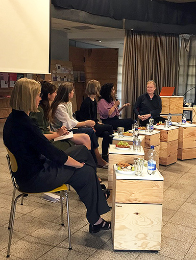 StadtWertSchätzen - Panel v.l.n.r.: Irene Lohaus, Katharina Fender, Wiebke Blum, Wencke Schoger, Anupama Kundoo, Theresa Keilhacker